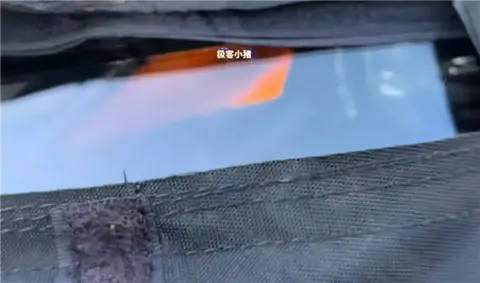特斯拉Model Y青春版曝光，配置大砍网友称其“丐中丐”