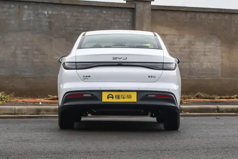 2025 款比亚迪海豹 05DM 购车指南