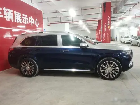 迈巴赫跑出17万公里 企业公车竟比私车还值钱，豪车价值被重新定义