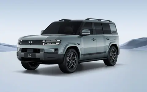 方程豹钛9首曝！或售20万起，性价比或超预期？